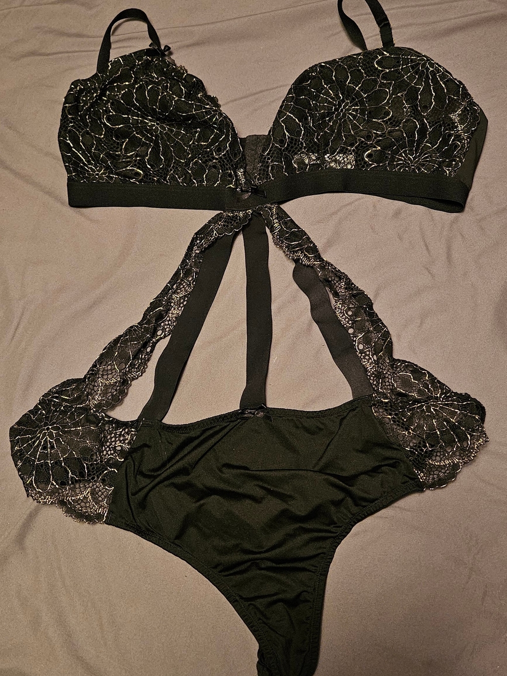 Cacique Black Lace Bralette & Strappy Lace Thong Strappy Bodysuit 26/28